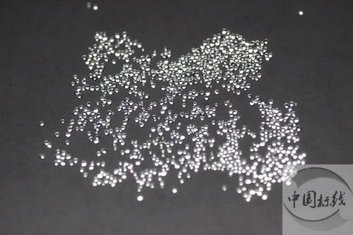 灌云金属表面处理厂喷砂玻璃微珠清理